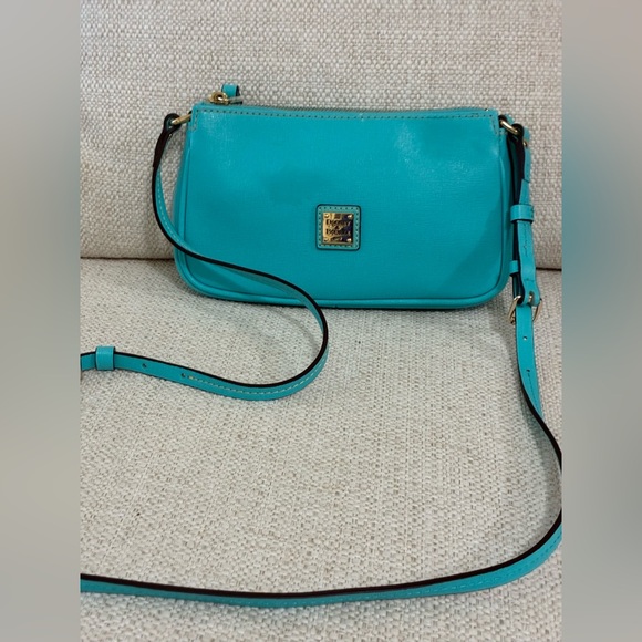 Dooney and Bourke Lexi small crossbody carribean blue - Picture 4 of 14